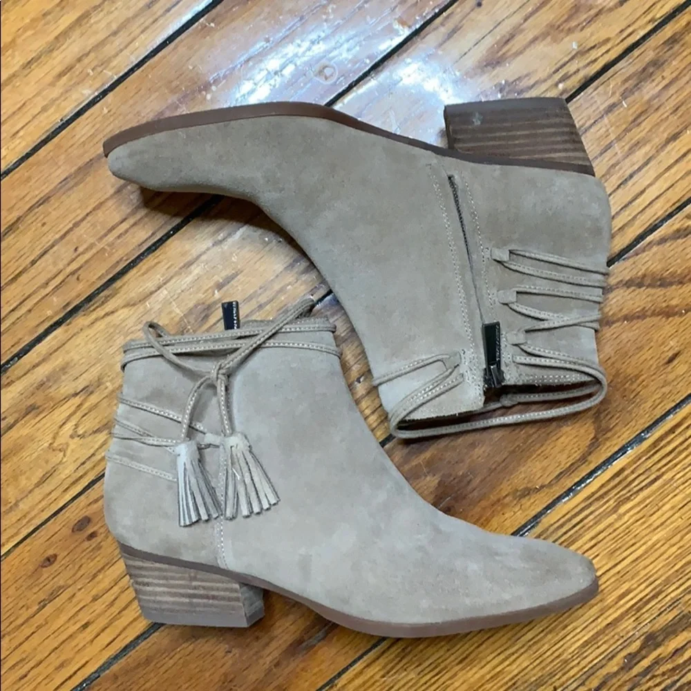 Vince Camuto Women Fashion Boots